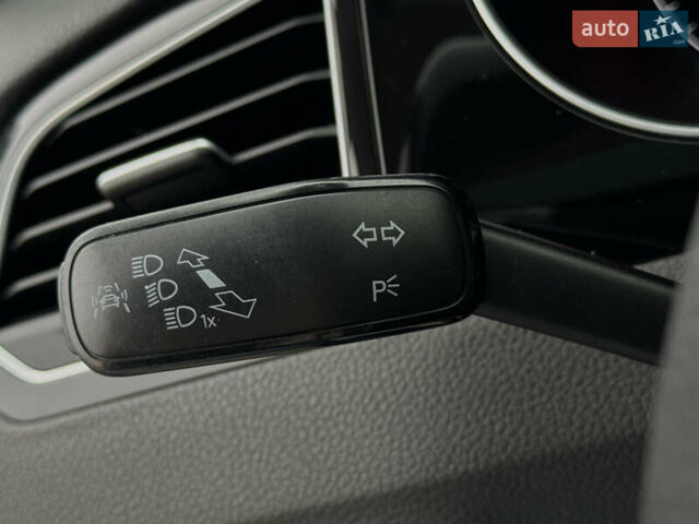 Черный Фольксваген Гольф Спортсван, объемом двигателя 2 л и пробегом 152 тыс. км за 13900 $, фото 54 на Automoto.ua