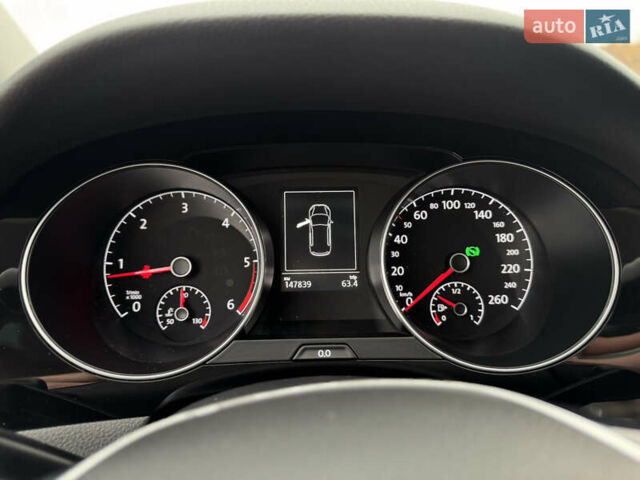 Черный Фольксваген Гольф Спортсван, объемом двигателя 2 л и пробегом 152 тыс. км за 13900 $, фото 56 на Automoto.ua