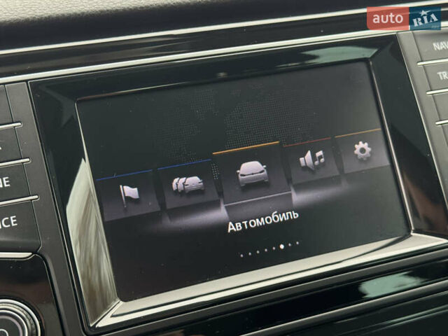 Черный Фольксваген Гольф Спортсван, объемом двигателя 2 л и пробегом 152 тыс. км за 13900 $, фото 63 на Automoto.ua