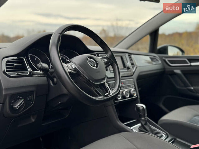 Черный Фольксваген Гольф Спортсван, объемом двигателя 2 л и пробегом 152 тыс. км за 13900 $, фото 45 на Automoto.ua