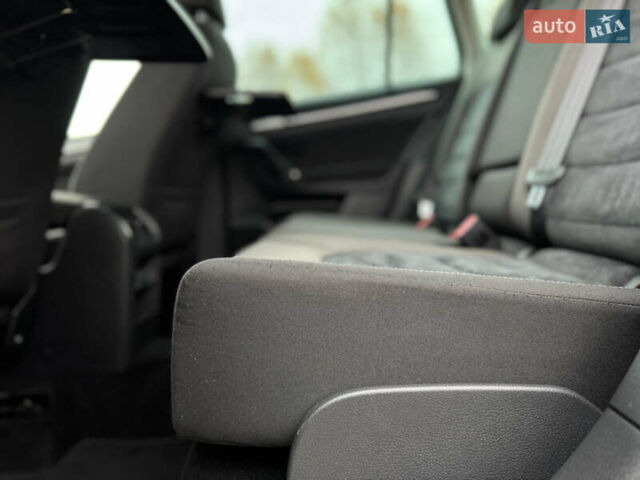 Черный Фольксваген Гольф Спортсван, объемом двигателя 2 л и пробегом 152 тыс. км за 13900 $, фото 87 на Automoto.ua