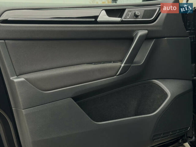 Черный Фольксваген Гольф Спортсван, объемом двигателя 2 л и пробегом 152 тыс. км за 13900 $, фото 42 на Automoto.ua