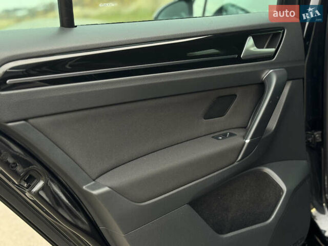 Черный Фольксваген Гольф Спортсван, объемом двигателя 2 л и пробегом 152 тыс. км за 13900 $, фото 83 на Automoto.ua