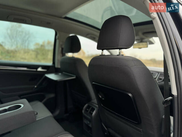 Черный Фольксваген Гольф Спортсван, объемом двигателя 2 л и пробегом 152 тыс. км за 13900 $, фото 88 на Automoto.ua