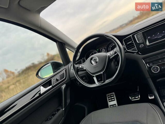 Черный Фольксваген Гольф Спортсван, объемом двигателя 2 л и пробегом 152 тыс. км за 13900 $, фото 80 на Automoto.ua