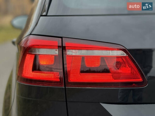 Черный Фольксваген Гольф Спортсван, объемом двигателя 2 л и пробегом 152 тыс. км за 13900 $, фото 27 на Automoto.ua