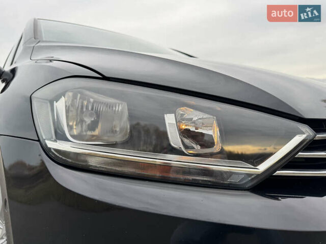 Черный Фольксваген Гольф Спортсван, объемом двигателя 2 л и пробегом 152 тыс. км за 13900 $, фото 14 на Automoto.ua