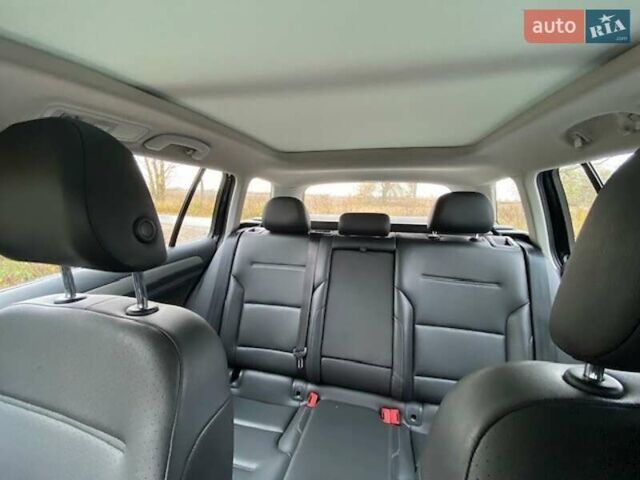 Черный Фольксваген Гольф Спортсван, объемом двигателя 1.78 л и пробегом 189 тыс. км за 12500 $, фото 22 на Automoto.ua