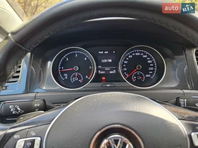 Черный Фольксваген Гольф Спортсван, объемом двигателя 1.6 л и пробегом 312 тыс. км за 12900 $, фото 3 на Automoto.ua