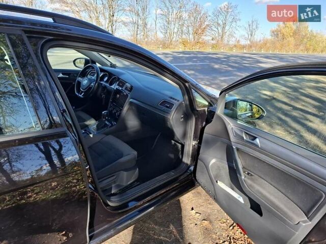 Черный Фольксваген Гольф Спортсван, объемом двигателя 1.6 л и пробегом 312 тыс. км за 12900 $, фото 19 на Automoto.ua