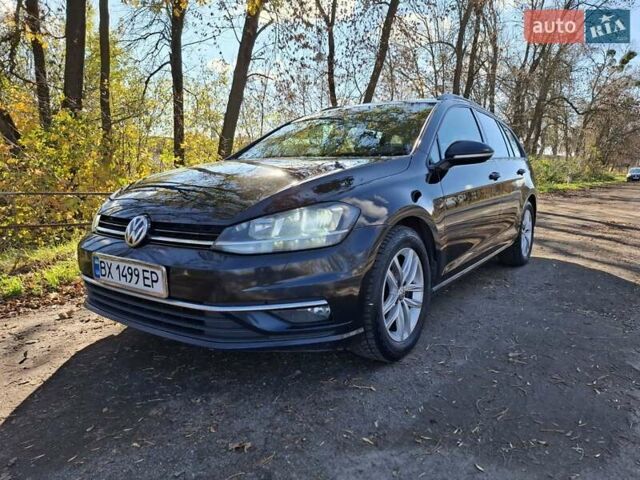 Черный Фольксваген Гольф Спортсван, объемом двигателя 1.6 л и пробегом 312 тыс. км за 12900 $, фото 25 на Automoto.ua