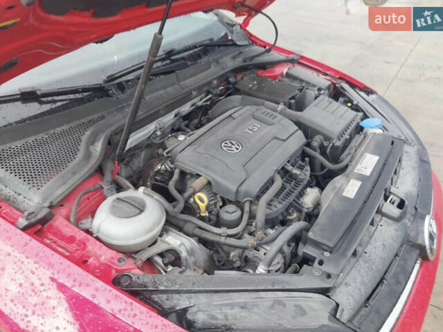 Красный Фольксваген Гольф Спортсван, объемом двигателя 1.8 л и пробегом 190 тыс. км за 9999 $, фото 6 на Automoto.ua