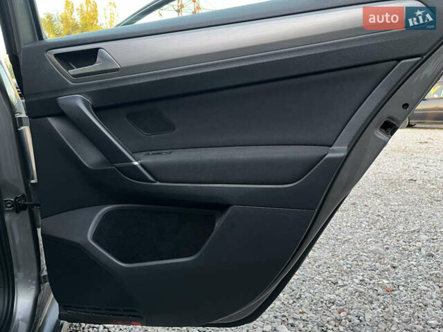 Сірий Фольксваген Гольф Спортсван, об'ємом двигуна 1.6 л та пробігом 168 тис. км за 13999 $, фото 17 на Automoto.ua