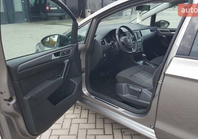 Сірий Фольксваген Гольф Спортсван, об'ємом двигуна 1.6 л та пробігом 207 тис. км за 14200 $, фото 2 на Automoto.ua