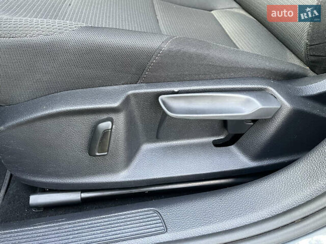 Серый Фольксваген Гольф Спортсван, объемом двигателя 1.4 л и пробегом 83 тыс. км за 13200 $, фото 33 на Automoto.ua
