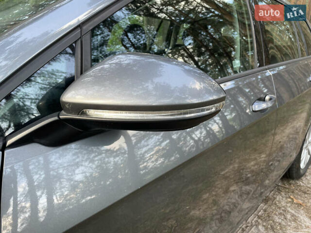 Серый Фольксваген Гольф Спортсван, объемом двигателя 1.4 л и пробегом 83 тыс. км за 13200 $, фото 30 на Automoto.ua