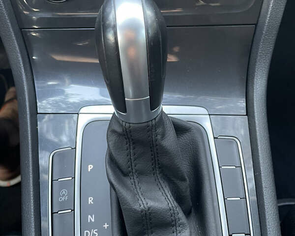 Серый Фольксваген Гольф Спортсван, объемом двигателя 1.4 л и пробегом 83 тыс. км за 13200 $, фото 25 на Automoto.ua