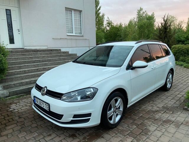 Белый Фольксваген Гольф Вариант, объемом двигателя 1.6 л и пробегом 0 тыс. км за 8300 $, фото 5 на Automoto.ua