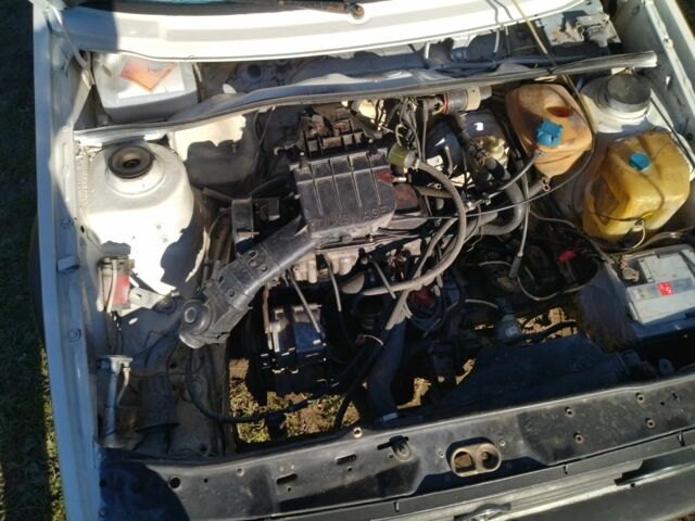 Білий Фольксваген Гольф, об'ємом двигуна 0 л та пробігом 568 тис. км за 1500 $, фото 6 на Automoto.ua