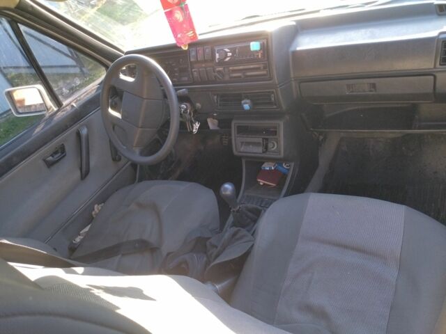 Білий Фольксваген Гольф, об'ємом двигуна 0 л та пробігом 568 тис. км за 1500 $, фото 4 на Automoto.ua