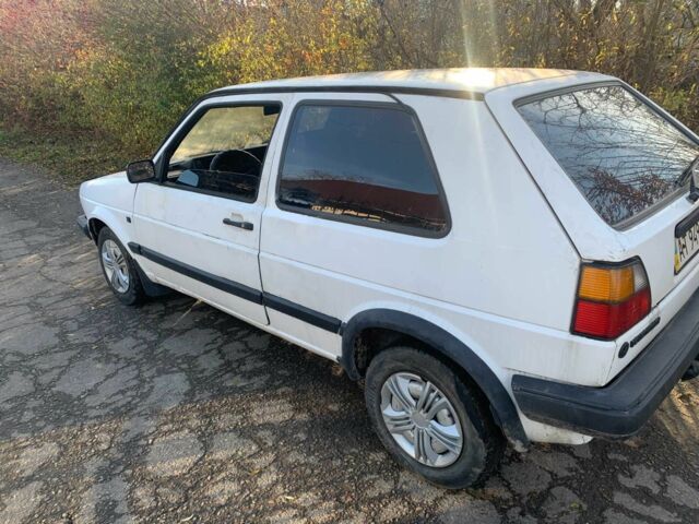 Белый Фольксваген Гольф, объемом двигателя 1.6 л и пробегом 100 тыс. км за 530 $, фото 3 на Automoto.ua