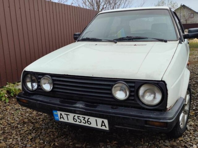 Белый Фольксваген Гольф, объемом двигателя 1.6 л и пробегом 540 тыс. км за 786 $, фото 2 на Automoto.ua