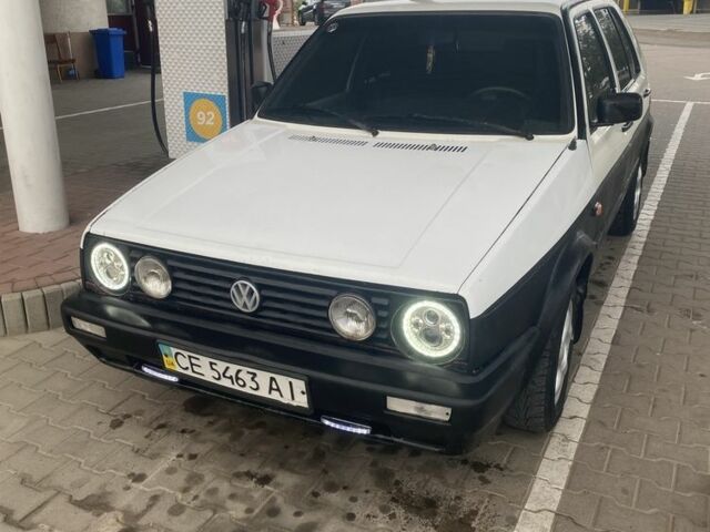 Белый Фольксваген Гольф, объемом двигателя 1.6 л и пробегом 360 тыс. км за 1200 $, фото 4 на Automoto.ua