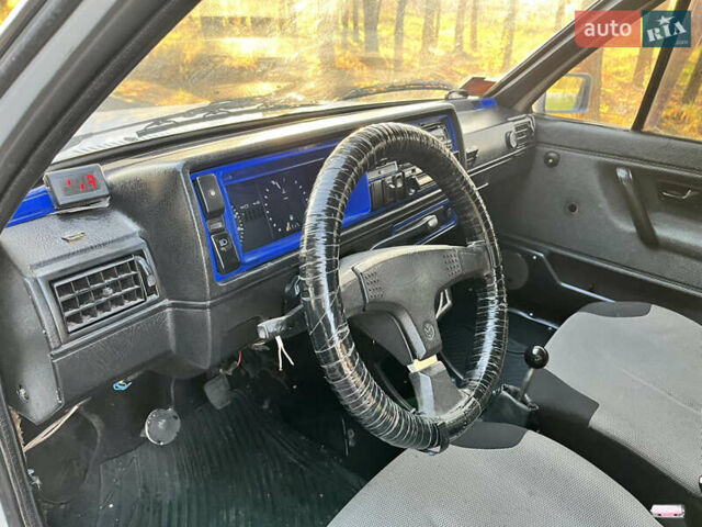 Білий Фольксваген Гольф, об'ємом двигуна 1.27 л та пробігом 250 тис. км за 1200 $, фото 11 на Automoto.ua