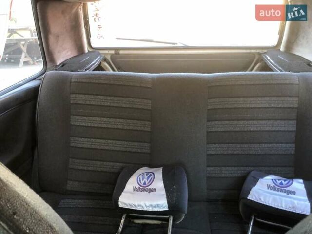 Белый Фольксваген Гольф, объемом двигателя 1.59 л и пробегом 287 тыс. км за 2500 $, фото 5 на Automoto.ua