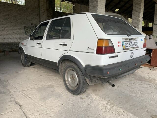 Белый Фольксваген Гольф, объемом двигателя 1.6 л и пробегом 29 тыс. км за 750 $, фото 4 на Automoto.ua