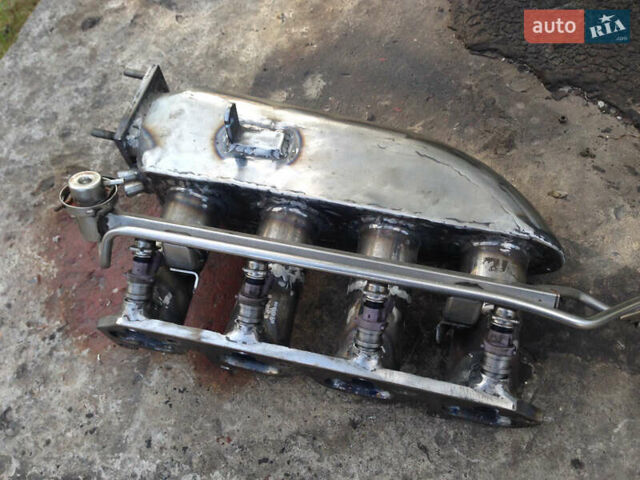 Білий Фольксваген Гольф, об'ємом двигуна 2 л та пробігом 2 тис. км за 10000 $, фото 9 на Automoto.ua