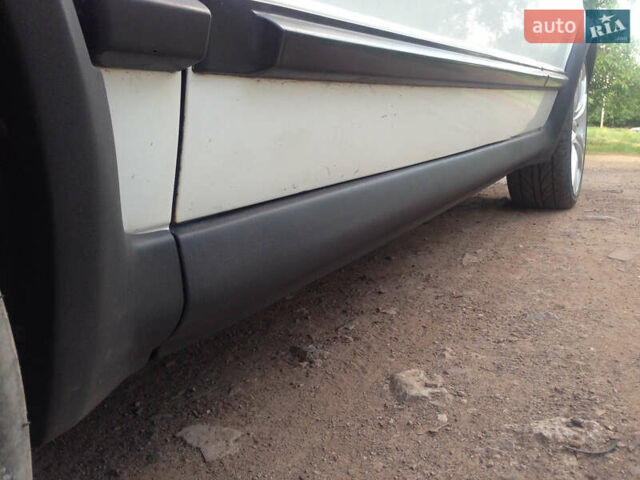 Білий Фольксваген Гольф, об'ємом двигуна 2 л та пробігом 2 тис. км за 10000 $, фото 16 на Automoto.ua