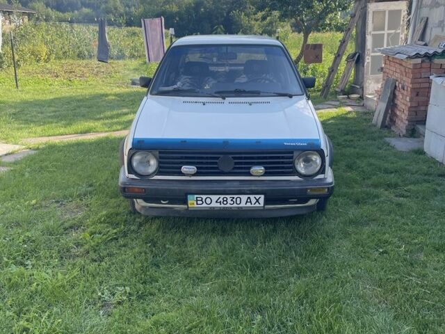 Белый Фольксваген Гольф, объемом двигателя 1.3 л и пробегом 350 тыс. км за 1300 $, фото 10 на Automoto.ua