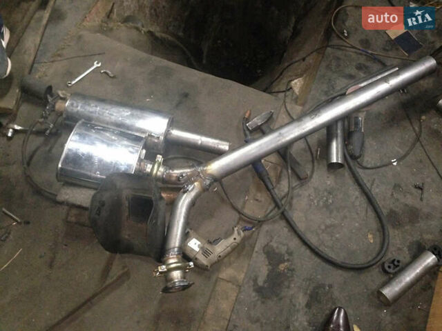 Білий Фольксваген Гольф, об'ємом двигуна 2 л та пробігом 2 тис. км за 10000 $, фото 14 на Automoto.ua