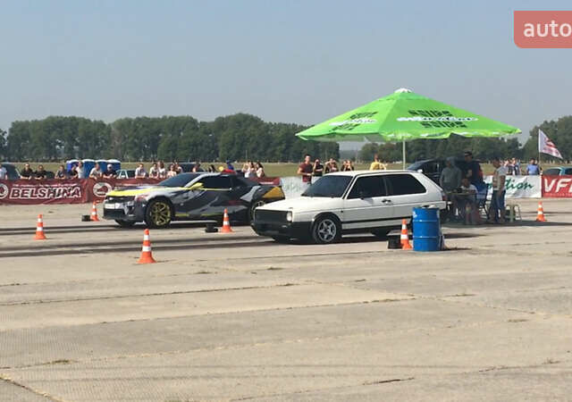 Білий Фольксваген Гольф, об'ємом двигуна 2 л та пробігом 2 тис. км за 10000 $, фото 30 на Automoto.ua