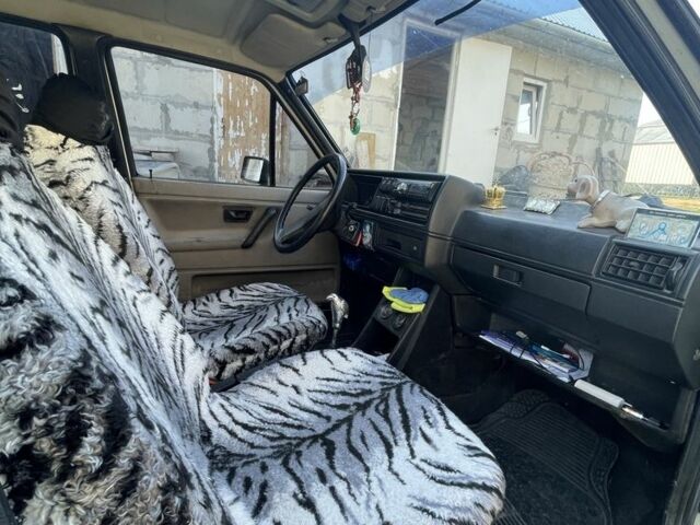 Белый Фольксваген Гольф, объемом двигателя 1.3 л и пробегом 350 тыс. км за 1300 $, фото 2 на Automoto.ua