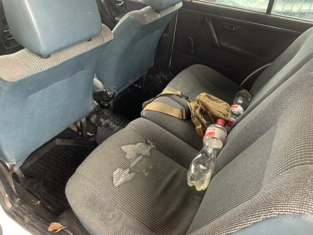 Білий Фольксваген Гольф, об'ємом двигуна 1.6 л та пробігом 3 тис. км за 1000 $, фото 6 на Automoto.ua