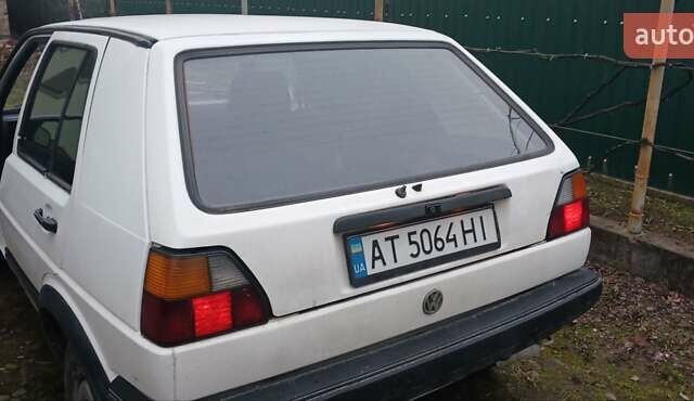 Белый Фольксваген Гольф, объемом двигателя 1.3 л и пробегом 389 тыс. км за 1450 $, фото 8 на Automoto.ua