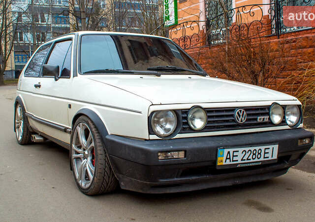 Білий Фольксваген Гольф, об'ємом двигуна 2 л та пробігом 2 тис. км за 10000 $, фото 20 на Automoto.ua