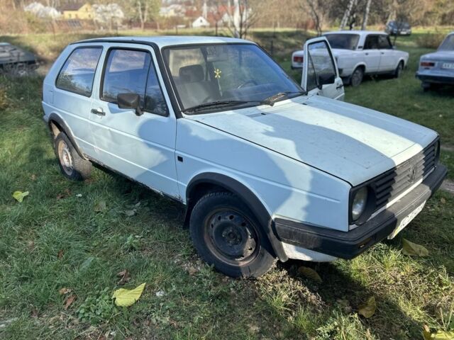 Белый Фольксваген Гольф, объемом двигателя 1.8 л и пробегом 100 тыс. км за 626 $, фото 1 на Automoto.ua