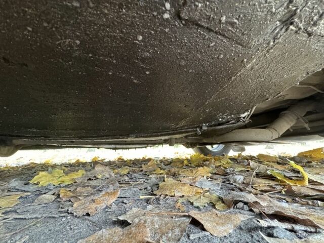 Білий Фольксваген Гольф, об'ємом двигуна 1.6 л та пробігом 300 тис. км за 800 $, фото 20 на Automoto.ua