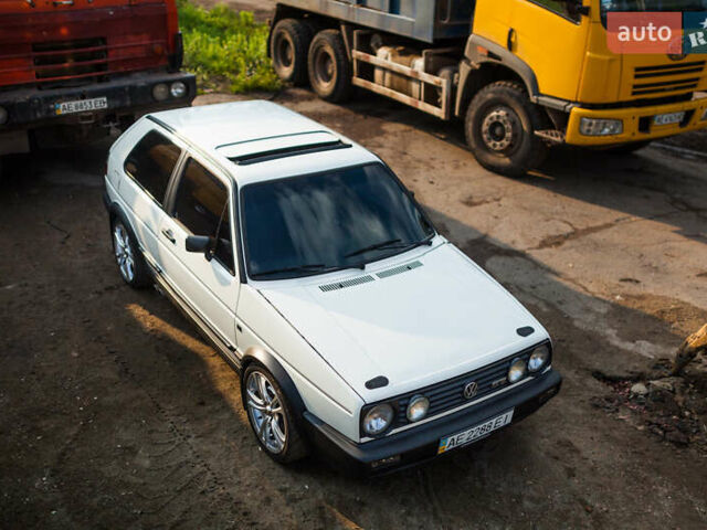 Білий Фольксваген Гольф, об'ємом двигуна 2 л та пробігом 2 тис. км за 10000 $, фото 42 на Automoto.ua