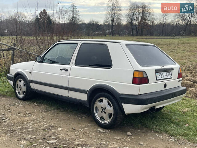 Білий Фольксваген Гольф, об'ємом двигуна 1.8 л та пробігом 280 тис. км за 1650 $, фото 7 на Automoto.ua