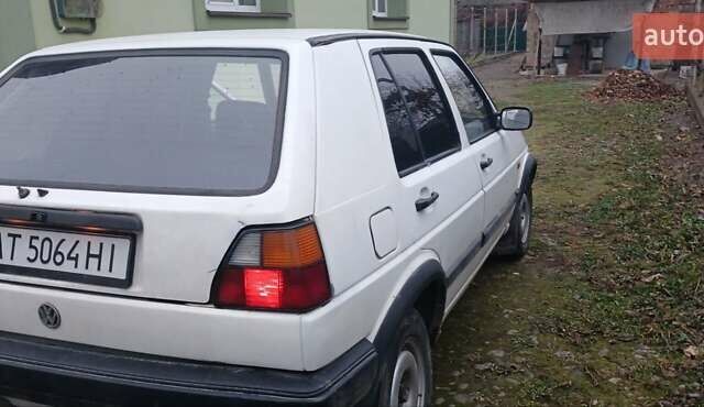 Белый Фольксваген Гольф, объемом двигателя 1.3 л и пробегом 389 тыс. км за 1450 $, фото 9 на Automoto.ua