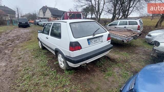 Белый Фольксваген Гольф, объемом двигателя 1.27 л и пробегом 540 тыс. км за 800 $, фото 5 на Automoto.ua