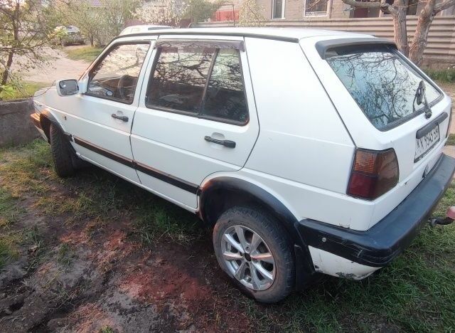 Білий Фольксваген Гольф, об'ємом двигуна 0 л та пробігом 280 тис. км за 585 $, фото 5 на Automoto.ua