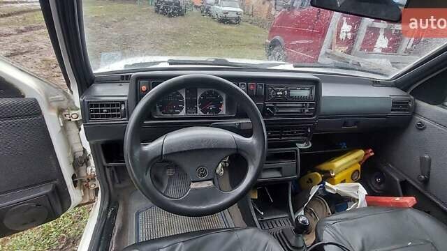 Белый Фольксваген Гольф, объемом двигателя 1.27 л и пробегом 540 тыс. км за 800 $, фото 7 на Automoto.ua