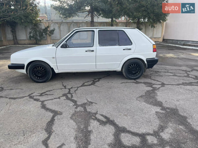 Білий Фольксваген Гольф, об'ємом двигуна 1.8 л та пробігом 400 тис. км за 750 $, фото 2 на Automoto.ua