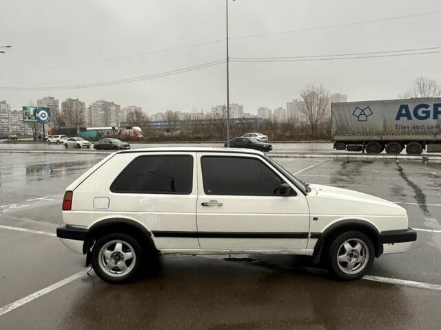 Белый Фольксваген Гольф, объемом двигателя 0 л и пробегом 340 тыс. км за 1300 $, фото 3 на Automoto.ua