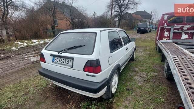 Белый Фольксваген Гольф, объемом двигателя 1.27 л и пробегом 540 тыс. км за 800 $, фото 3 на Automoto.ua